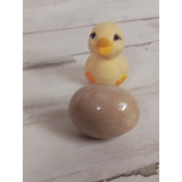 Miniature / Tiny Chicken / Egg Decor - Picture 4 of 11
